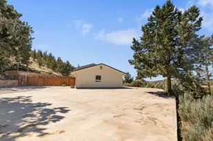 135 NE Short Ln, Prineville, OR 97754 - Photo 4