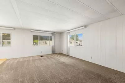 3500 Summers Lane #UNIT 28, Klamath Falls, OR 97603 - Photo 8