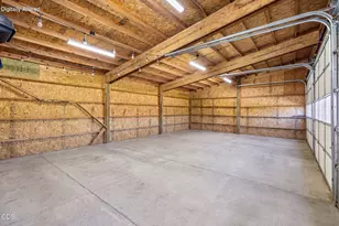 23420 Bear Creek Rd, Bend, OR 97701 - Photo 54