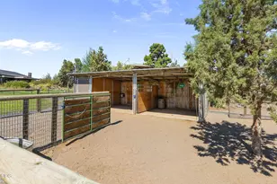 23420 Bear Creek Rd, Bend, OR 97701 - Photo 58