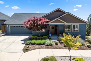 1008 Azure Way, Eagle Point, OR 97524 - Photo 1