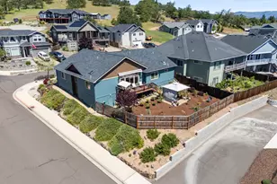 1008 Azure Way, Eagle Point, OR 97524 - Photo 42