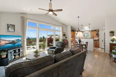 1008 Azure Way, Eagle Point, OR 97524 - Photo 12