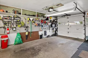 646 SE 2nd St, Prineville, OR 97754 - Photo 40