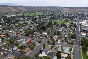 646 SE 2nd St, Prineville, OR 97754 - Photo 6