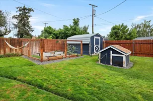 646 SE 2nd St, Prineville, OR 97754 - Photo 28