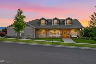4432 Vista Pointe Dr, Medford, OR 97504 - Photo 1