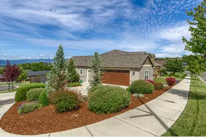 4432 Vista Pointe Drive, Medford, OR 97504 - Photo 4