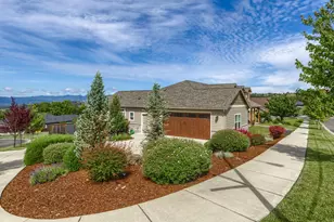 4432 Vista Pointe Dr, Medford, OR 97504 - Photo 4