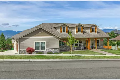 4432 Vista Pointe Drive, Medford, OR 97504 - Photo 2