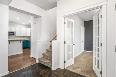 889 NW 13th Street, Redmond, OR 97756 - Photo 12