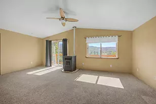 5366 Pioneer Rd, Medford, OR 97501 - Photo 20