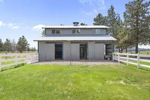 21837 Repine Dr, Bend, OR 97701 - Photo 38
