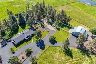 21837 Repine Dr, Bend, OR 97701 - Photo 70