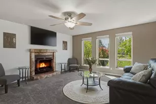 21283 Dove Ln, Bend, OR 97702 - Photo 16