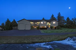 21283 Dove Ln, Bend, OR 97702 - Photo 2