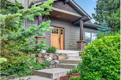 61433 Linton Loop, Bend, OR 97702 - Photo 2