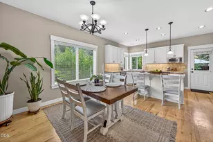 61433 Linton Loop, Bend, OR 97702 - Photo 12
