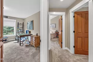 61433 Linton Loop, Bend, OR 97702 - Photo 46