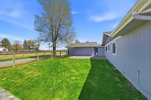 26345 Walker Rd, Bend, OR 97701 - Photo 46