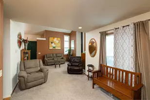 1757 NE Bobbie Ct, Bend, OR 97701 - Photo 6