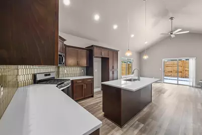 20587 SE Nina Avenue #356, Bend, OR 97702 - Photo 24