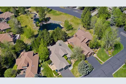 62022 Fall Creek Loop, Bend, OR 97702 - Photo 38