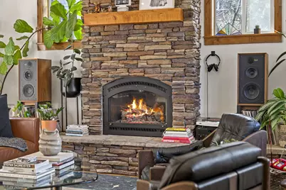 2073 NW Shevlin Crest Drive, Bend, OR 97703 - Photo 10