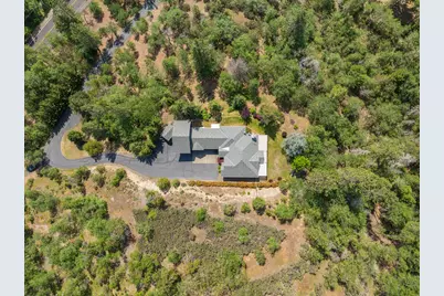 9703 Lower River Road, Grants Pass, OR 97526 - Photo 38