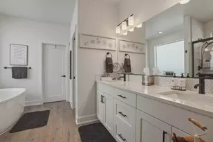 3631 NE Desert Juniper Ln, Bend, OR 97701 - Photo 12