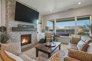 3631 NE Desert Juniper Ln, Bend, OR 97701 - Photo 4