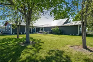 5900 Peace Ln, Central Point, OR 97502 - Photo 1