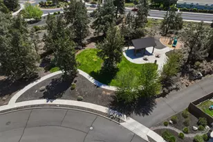 3410 SW 28th St, Redmond, OR 97756 - Photo 28