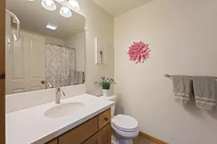 60825 Grand Targhee Dr, Bend, OR 97702 - Photo 14
