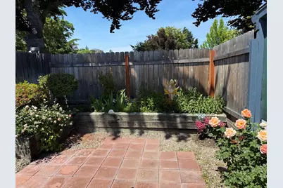 4624 S Pacific Highway #UNIT 17, Phoenix, OR 97535 - Photo 6