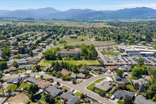 3034 Lazy Creek Dr, Medford, OR 97501 - Photo 36