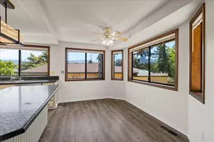 3034 Lazy Creek Dr, Medford, OR 97501 - Photo 14