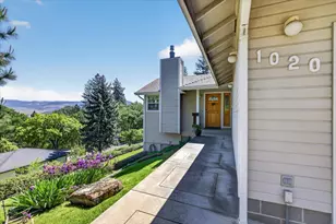 1020 Walker Ave, Ashland, OR 97520 - Photo 8