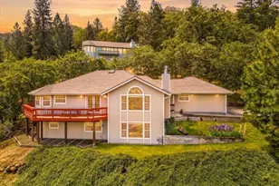 1020 Walker Ave, Ashland, OR 97520 - Photo 2