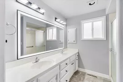 959 Westrop Drive, Central Point, OR 97502 - Photo 18
