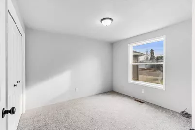 959 Westrop Drive, Central Point, OR 97502 - Photo 24
