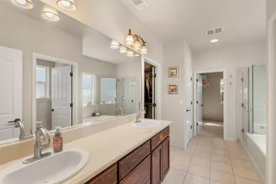 262 Robert Trent Jones Boulevard, Eagle Point, OR 97524 - Photo 20