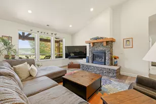 6914 Redstart Rd, Klamath Falls, OR 97601 - Photo 12