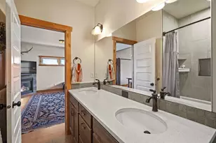 353 E Aspenwood Ave, Sisters, OR 97759 - Photo 18