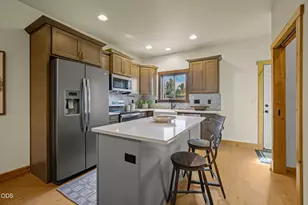 353 E Aspenwood Ave, Sisters, OR 97759 - Photo 12