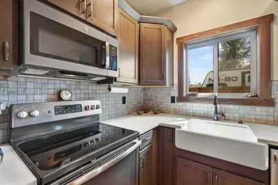 353 E Aspenwood Avenue, Sisters, OR 97759 - Photo 14