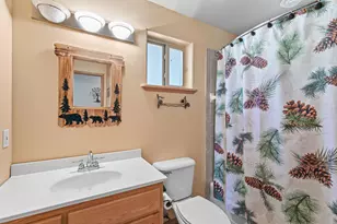 2042 Hyatt Prairie Rd, Ashland, OR 97520 - Photo 26