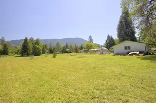 258 Walker Rd, Grants Pass, OR 97527 - Photo 36
