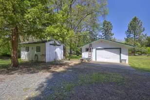258 Walker Rd, Grants Pass, OR 97527 - Photo 28