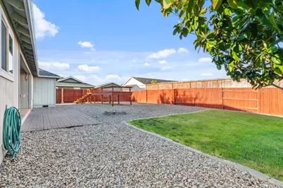 8414 Atlantic Avenue, White City, OR 97503 - Photo 16